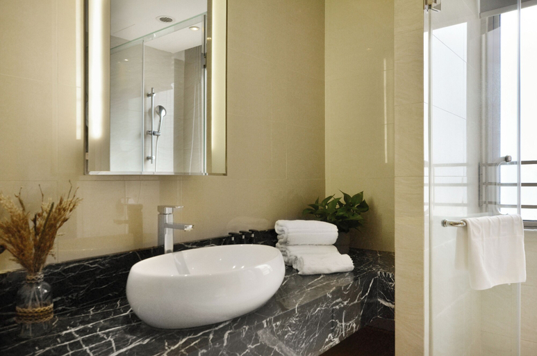 Bathroom 4, Eco Tree Hotel Sheung Wan, Hong Kong Island