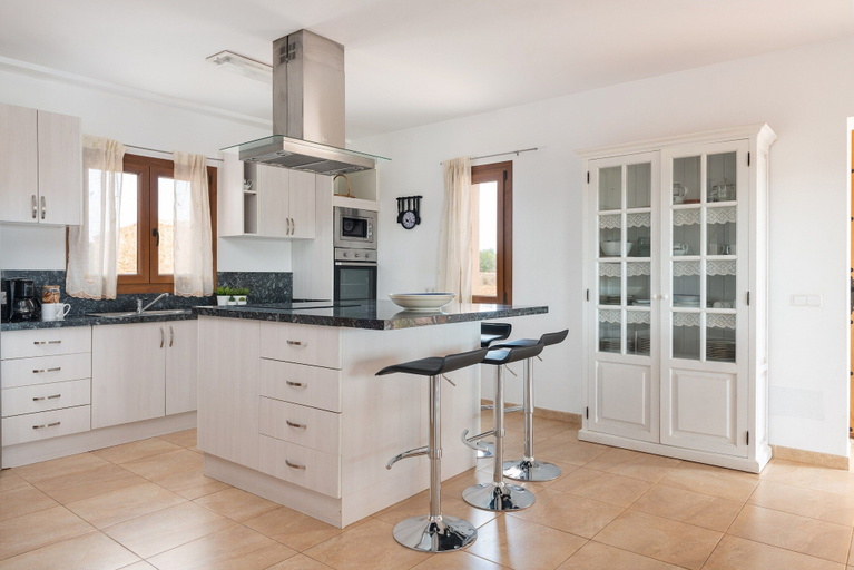 Private kitchen 5, Sa Xorca - Villa With Private Pool In Santanyi, Baleares