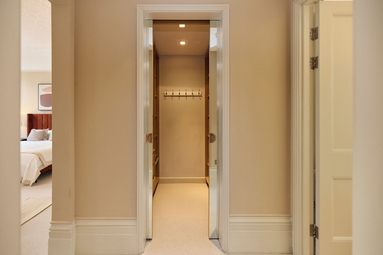 Room 4, Kensington Five-Bedroom Townhouse, London