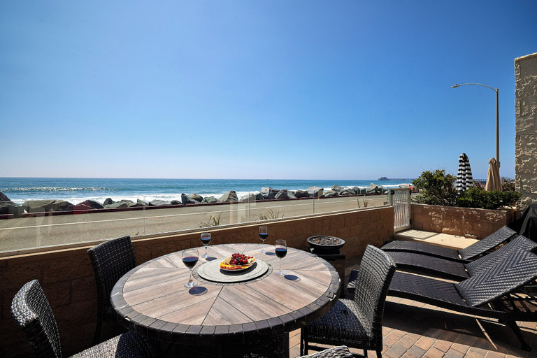 Primary image, 700-104 Water Front Condo w AC!, San Diego