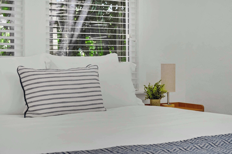 Room 2, Victoria Park Oasis Walk to las Olas Beach, Broward