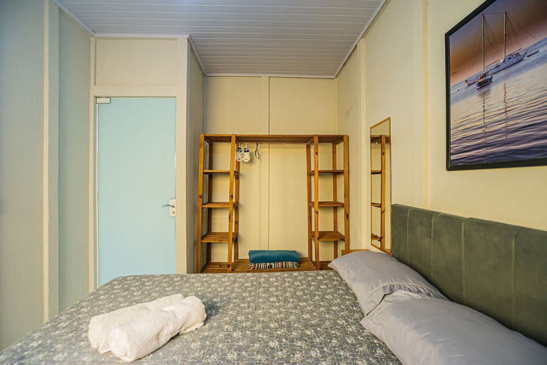 Room 5, Casa 1, Navegantes