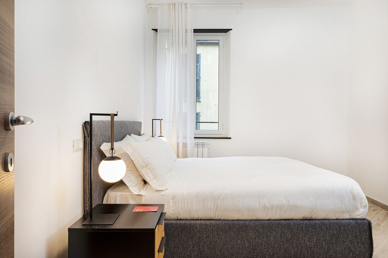 Room 3, Galeone Apartment by Wonderful Italy, Genova