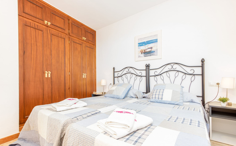 Room 2, 1 Bedroom Apartment Near Nova Beach, Girona