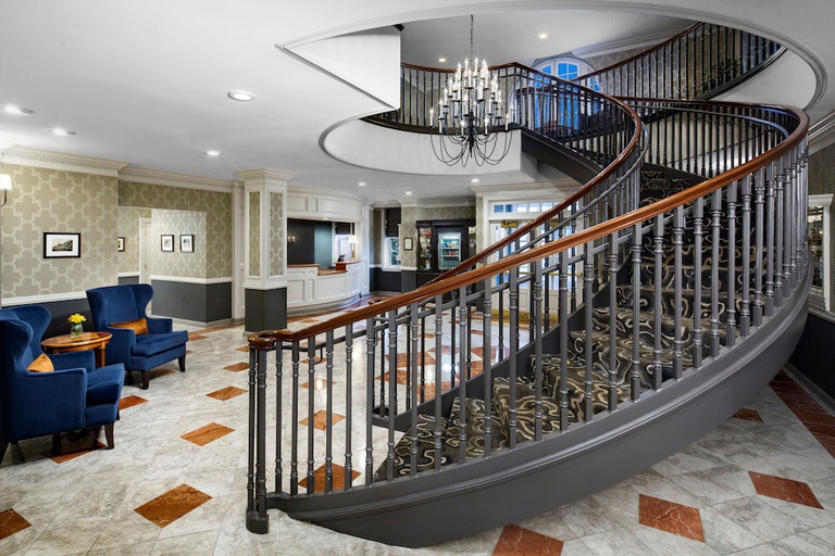 Public Area, Inn at Middletown, Middlesex