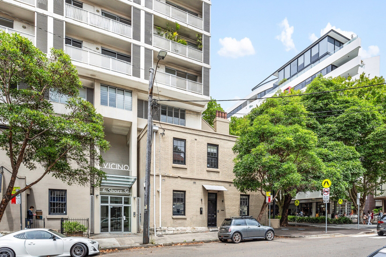 Reception, Bright Stay in Sydney With Harbour Bridge Views, Sydney