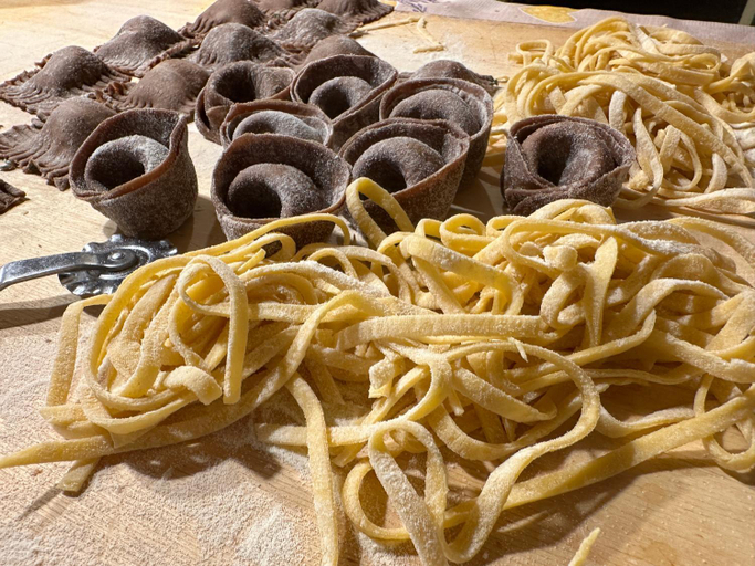 Food & Drinks 4, Villavetrichina, Siena