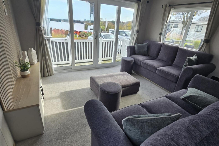 Living area, Dove Close 15 Hoburne Devon Bay, Torbay