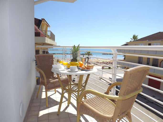 5, Apartment in Martinsicuro near sea, Teramo