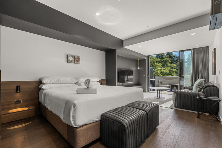 Room, Impeccable Braddon Studio With Outdoor Dining, Canberra