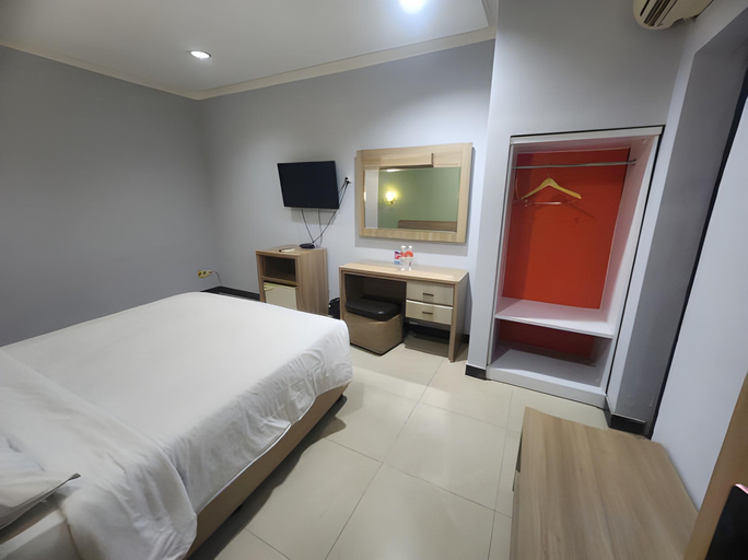 bedroom 11