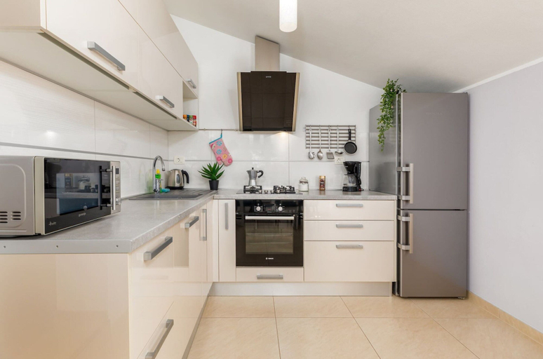 Private kitchen 3, Villa in Pula near Roman Amphitheater, Pula