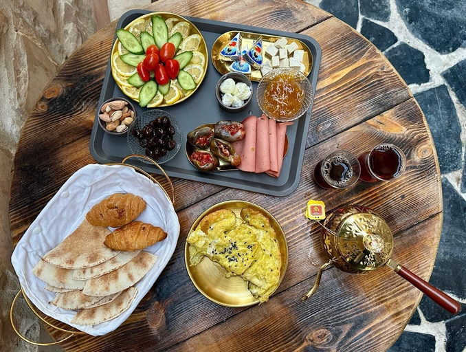 Food & Drinks 5, Beit Ahlan, Wadi Essier