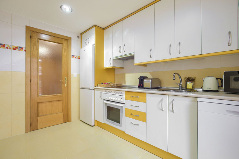 Private kitchen 4, Dobo Getafe Uruguay, Madrid