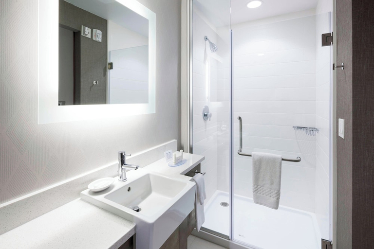 Bathroom 4, SpringHill Suites by Marriott Clearwater Beach, Pinellas