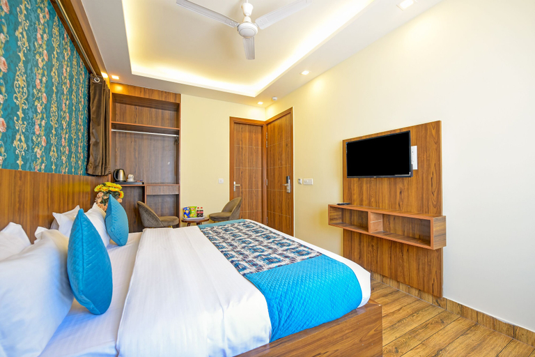 Bedroom 5, Hotel Rosewood Near Delhi Airport, Delhi