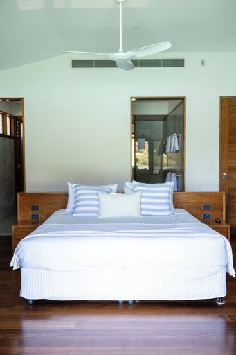 Bedroom 3, Cala 14