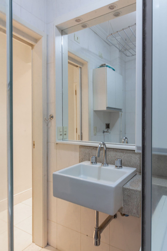 Room 4, 4 Minutes From Copacabana Beach Nsc611, Rio de Janeiro