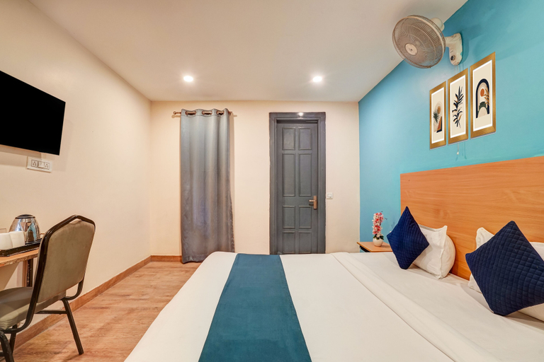 Bedroom 2, Hotel Twamev residency Uttam Nagar, Delhi