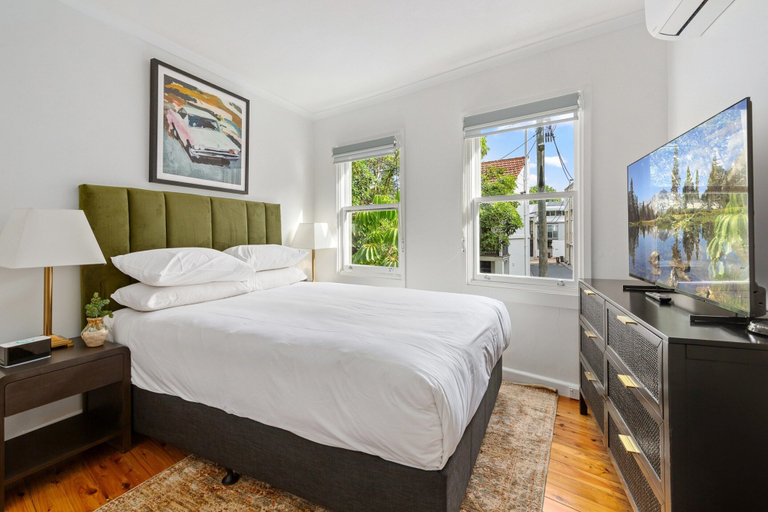 Room 4, Charming 2-bed Terrace in the Heart of Surry Hills, Sydney