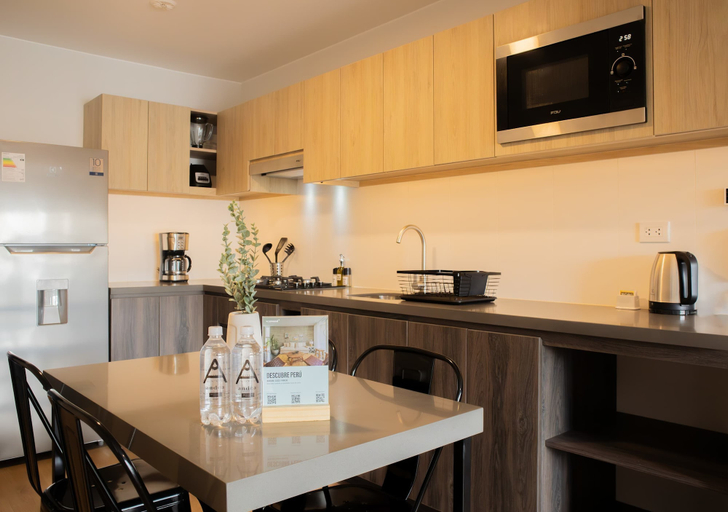 Exterior 4, w Fresh & Modern 1BR w/ Balcony in Miraflores, Lima