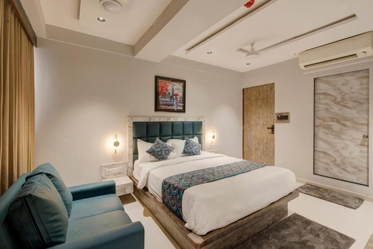 Room 3, Hotel Sparsh Town, Ahmadabad