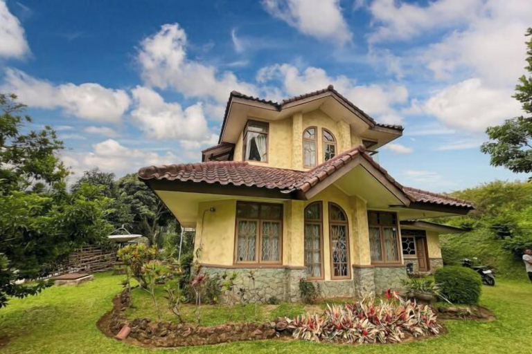 Exterior, Large Villa Ciater 3BR near Sariater, Subang