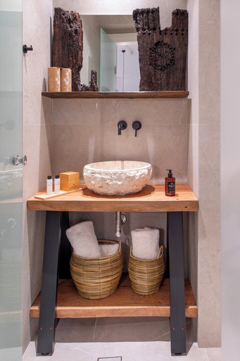 Room 3, Stema Suite 1, South Aegean