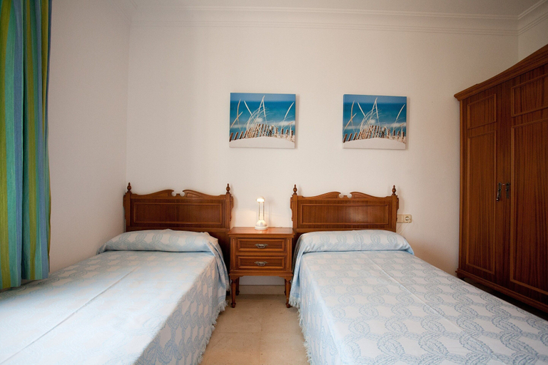 Room 5, Llampudol - Villa With Pool, Baleares