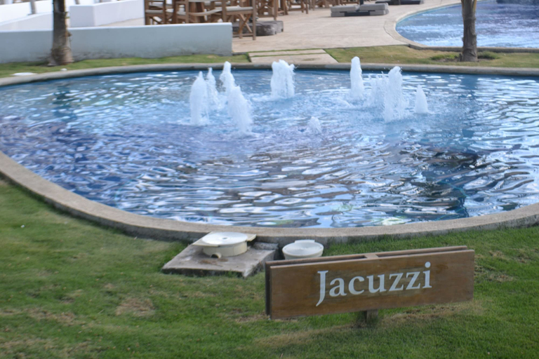 Room 3, Private Jacuzzi 2 Bedrooms 7 Guests, Taxisco