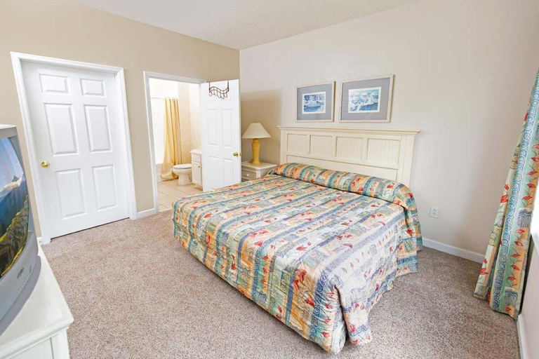 Interior 4, Havens 432, Horry