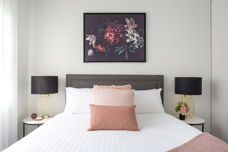 Room 3, Sunny Apartment in Quiet and Green Neighbourhood, Sydney