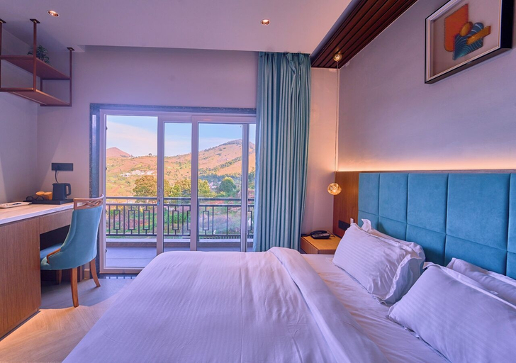 Room 5, Cloudskape Resort Ooty by VOYE HOMES, The Nilgiris