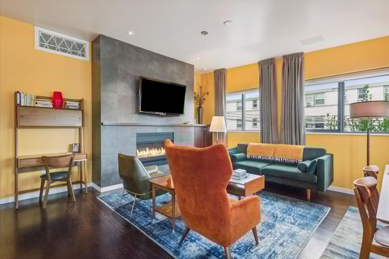 Room 4, Meadowlark Suite - 201 2b1b, Multnomah