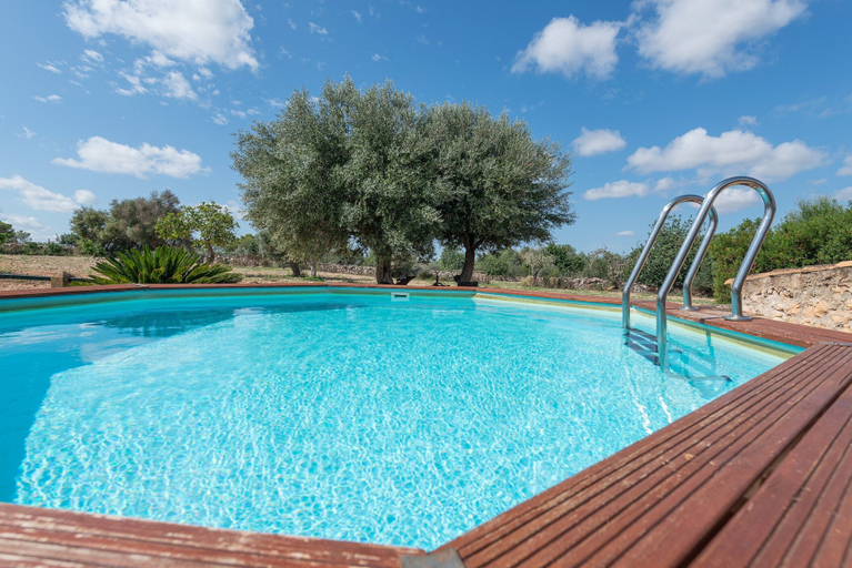 Others 4, Son Rossinyol - Apartment With Private Pool, Baleares