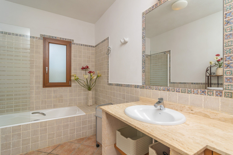 Bathroom 4, Son Barrigo - Villa With Private Pool In Porreres, Baleares
