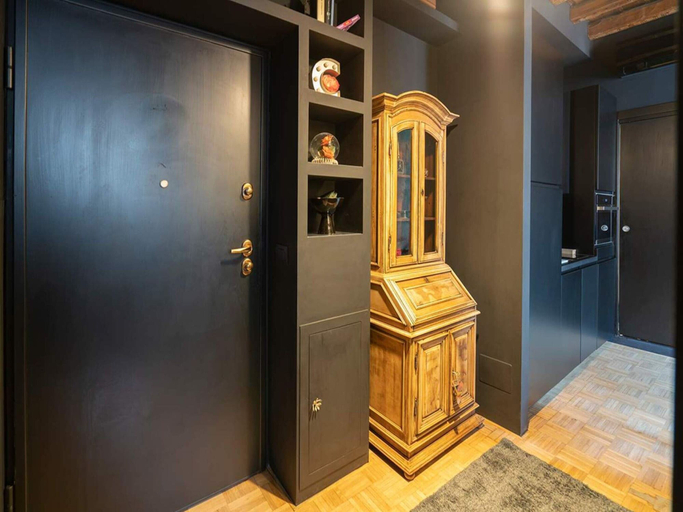 Interior detail 4, Artistic Flat W/wooden Beams, Porta Venezia, Milano