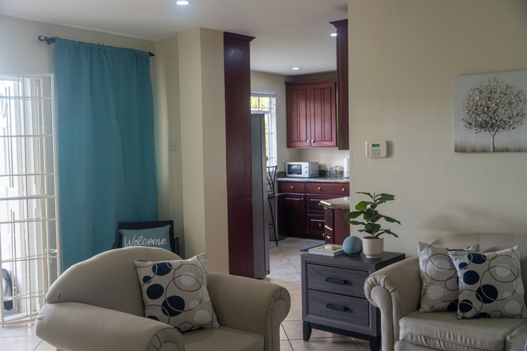 Living area 3, Sundrift Apartments
