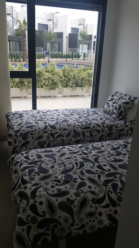 Room 3, 3-bedroom Flat in Alicante, Alicante