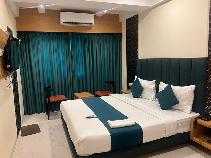 Room 3, Hotel Enigma Indore, Indore