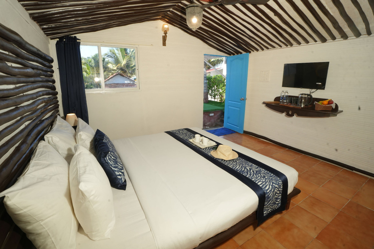 Room 5, Beachouse Beachfront Cottages and Suites, North Goa
