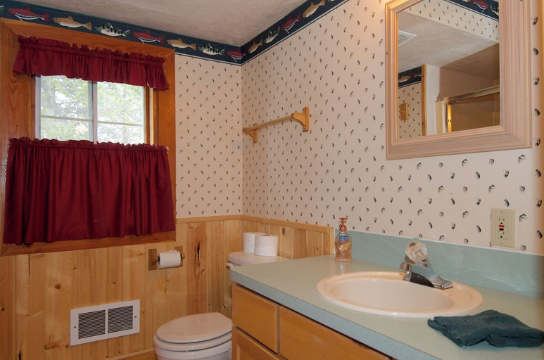 Interior 3, Grand View Retreat, Fremont
