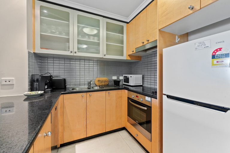 Private kitchen 5, Central Apartment With Underground Parking, Canberra