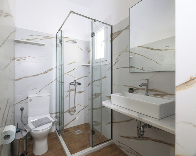 Bathroom 5, Jasmine, South Aegean