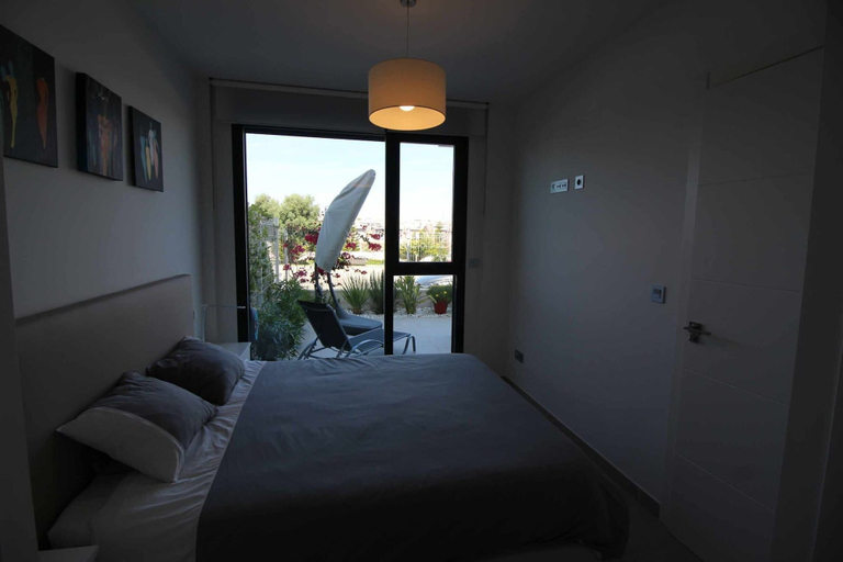 Room 4, Torrevieja Apartment for 5 Guests, Alicante