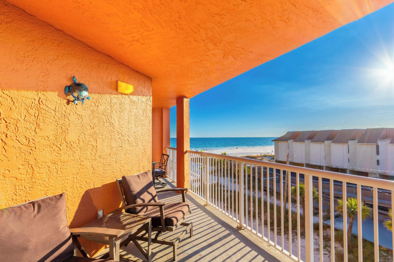 Room 3, Gulf View 2 Bed Beaches Pool Dining and Fun, Baldwin
