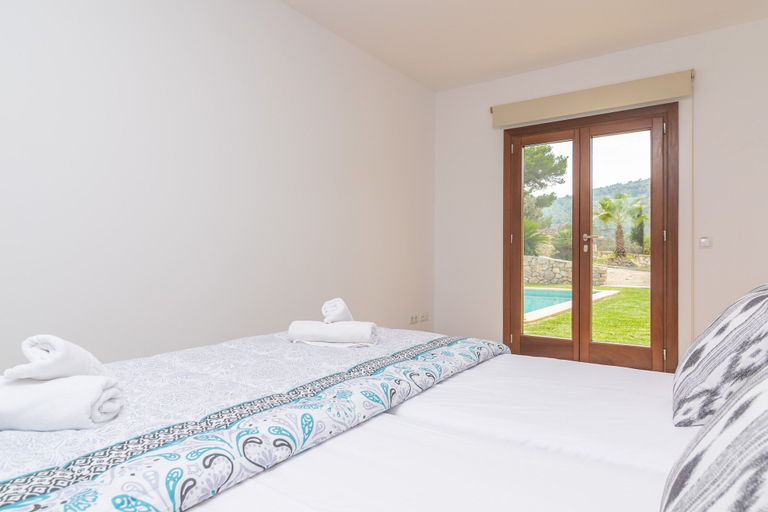 Room 4, Fetget-can Bosco - Villa With Private Pool, Baleares