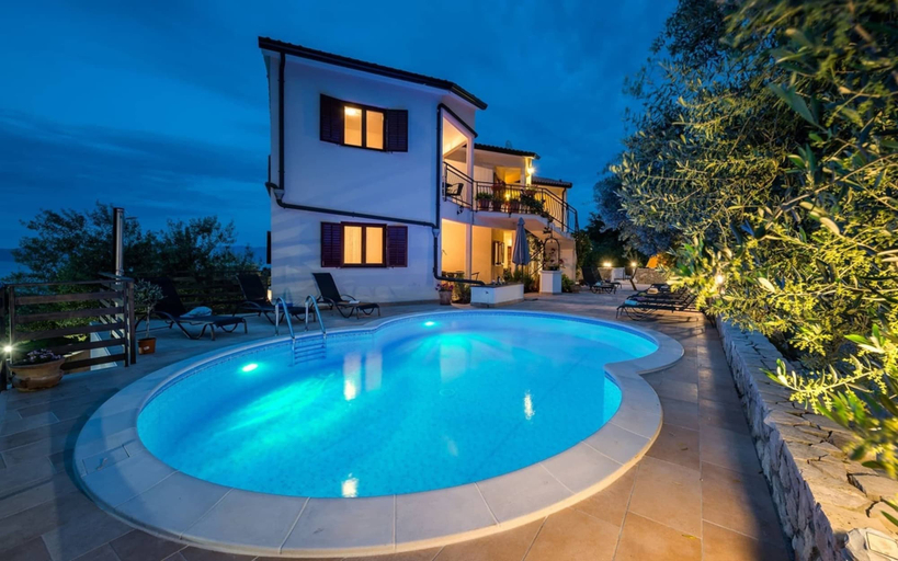 Pool 5, Studio in Drenje Near Beaches & Heated Pool, Raša