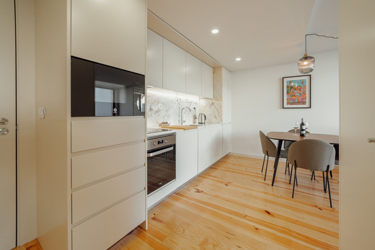 Room 2, Gaia Premium A With Terrace by Vacationy, Vila Nova de Gaia