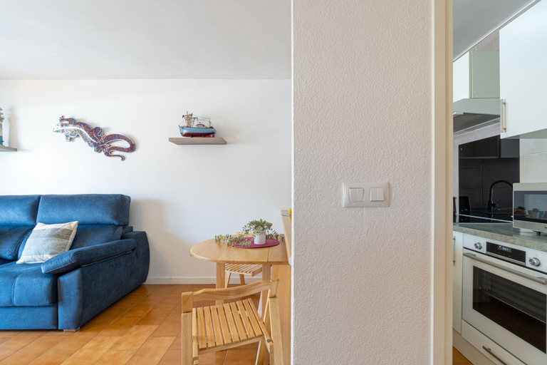 Private kitchen 1, Apartment in Empuriabrava Near Beach, Girona